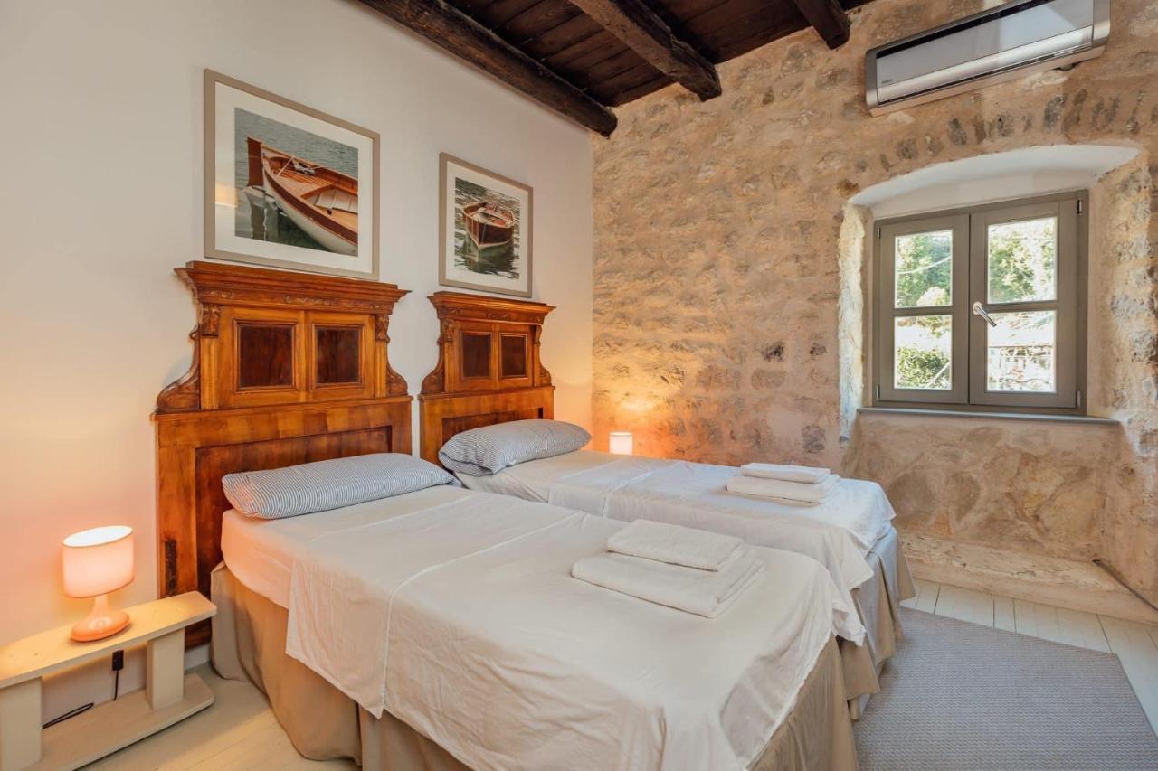18Th Century Villa In The Unesco Bay Of Kotor Exterior foto